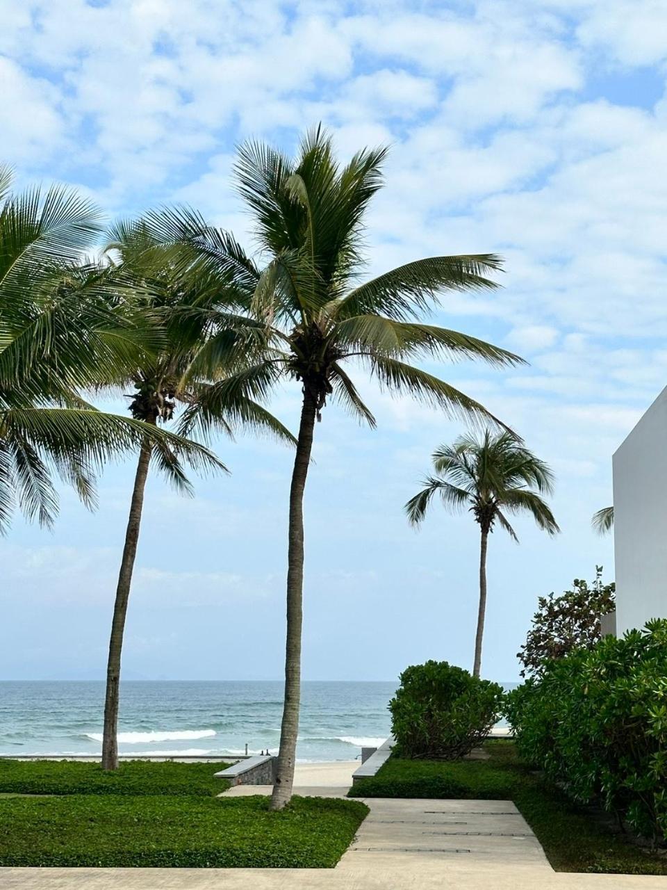 Villa Ocean View And Apartment Da Nang "Free Pick Up" Zewnętrze zdjęcie