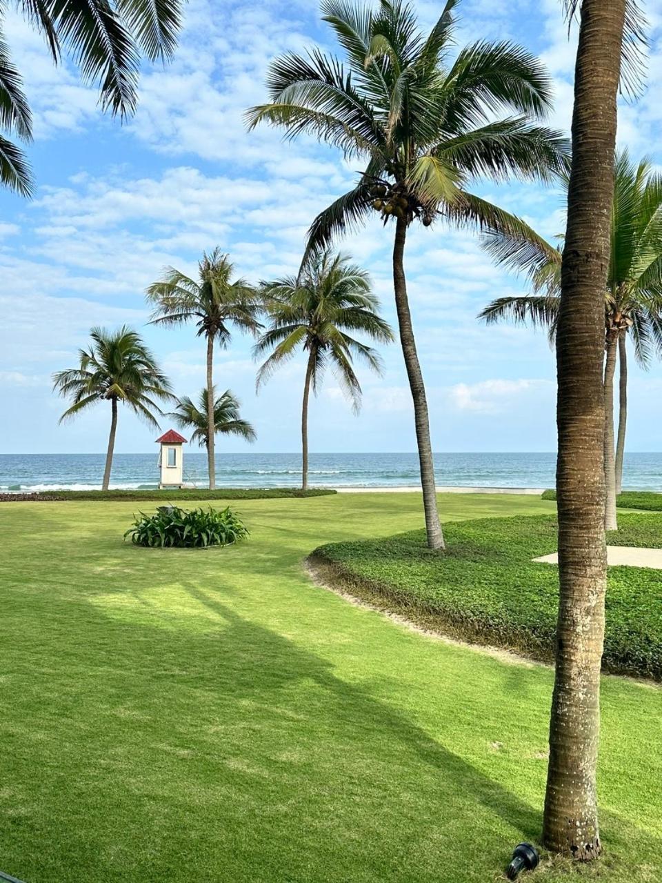 Villa Ocean View And Apartment Da Nang "Free Pick Up" Zewnętrze zdjęcie